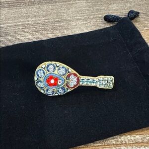 Elegant Vintage Multicolor Brooch